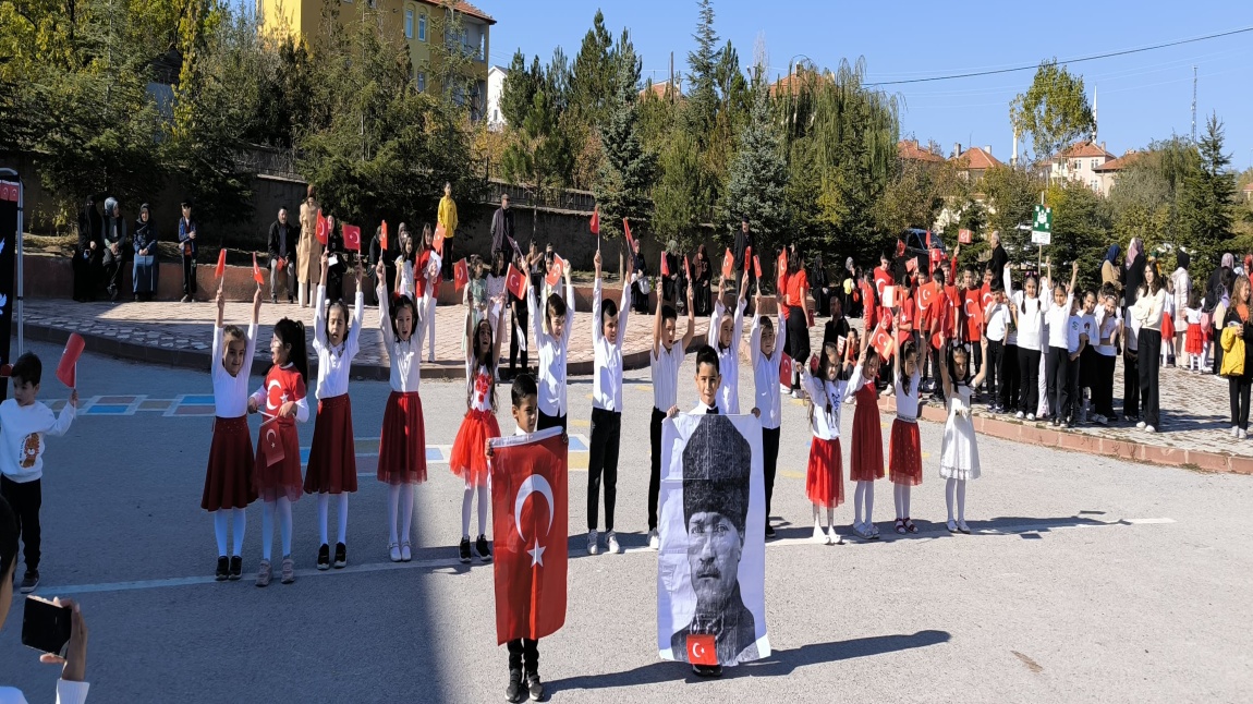 29 EKİM CUMHURİYET BAYRAMI COŞKUYLA KUTLANDI